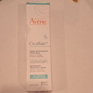Avène Cicalfate+ Restorative Cream - White